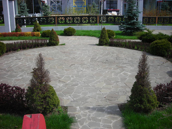 Мощение и укладка брусчатки