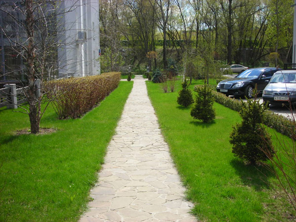 Мощение и укладка брусчатки